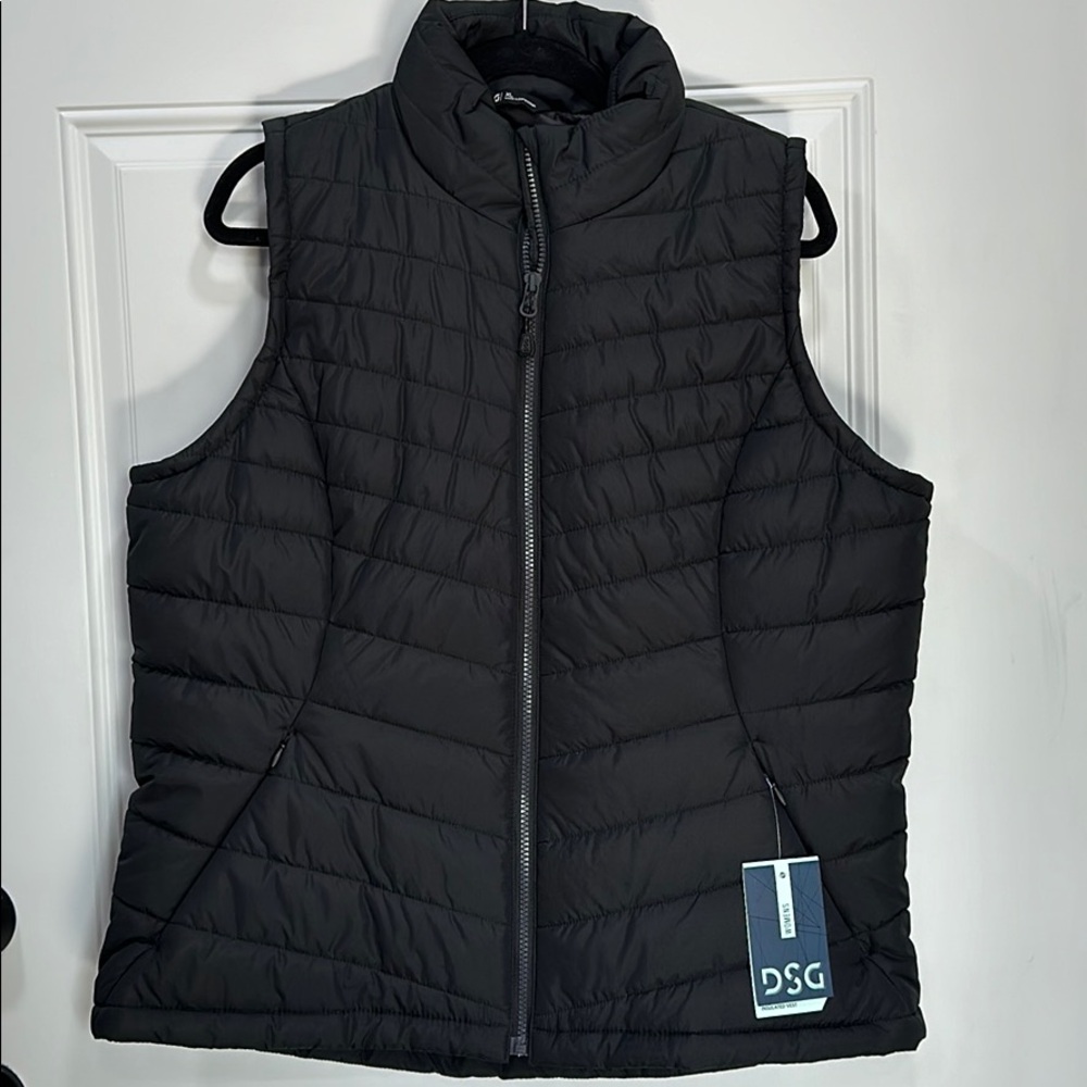 DSG black insulated vest XL